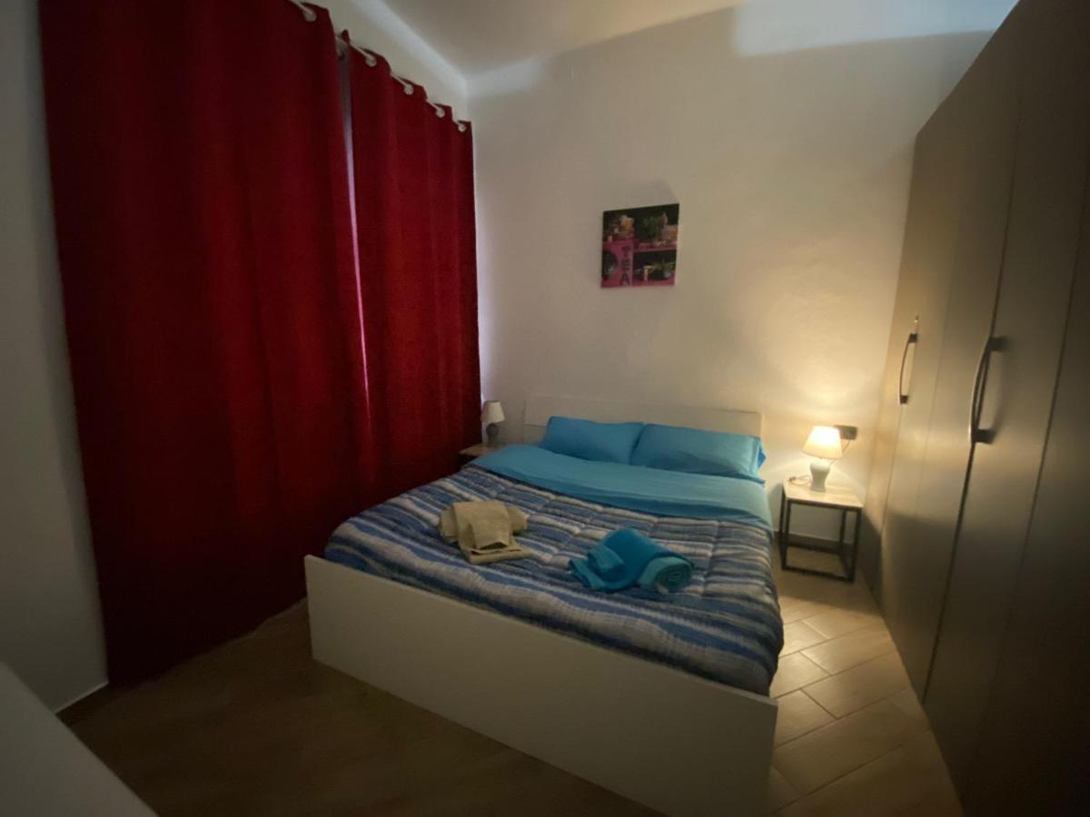 La Casa Di Sara Apartman Nuoro megye Kültér fotó