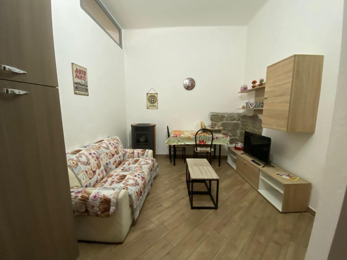 La Casa Di Sara Apartman Nuoro megye Szoba fotó